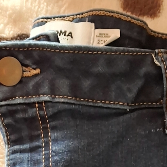 Sonoma Women's Blue Jeans - Picture 3 of 5